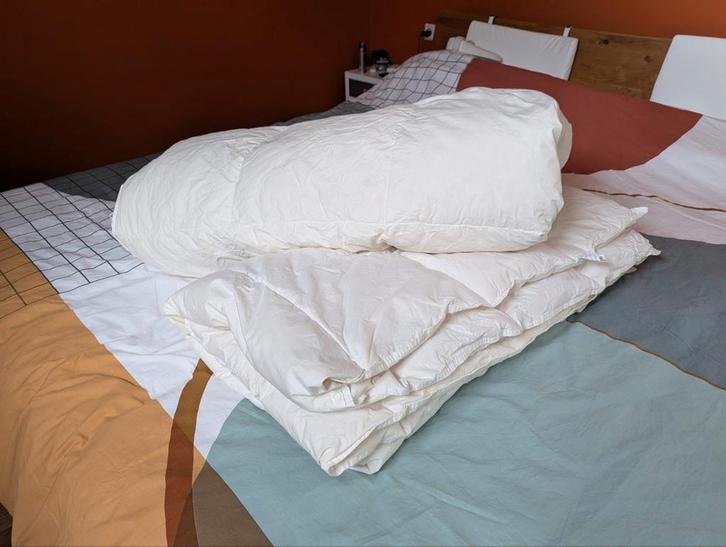 ZGAN: IKEA Fjällarnika 4-seizoenen dekbed 200x200cm, Huis en Inrichting, Slaapkamer | Beddengoed, Zo goed als nieuw, Deken of Dekbed