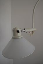Vintage witte vloerlamp / leeslamp retro design alta pola 60, Huis en Inrichting, Lampen | Vloerlampen, Ophalen, Zo goed als nieuw