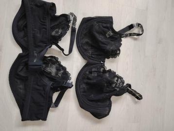 2 stuks beugel beha's mt 105b nieuw black  beschikbaar voor biedingen