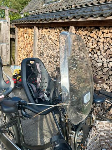 Yepp fietsstoel met windscherm beschikbaar voor biedingen