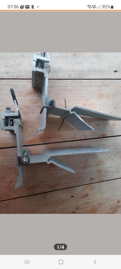 Fiamma bebevestigings beugels luifel, Caravans en Kamperen, Camper-accessoires, Gebruikt, Ophalen of Verzenden