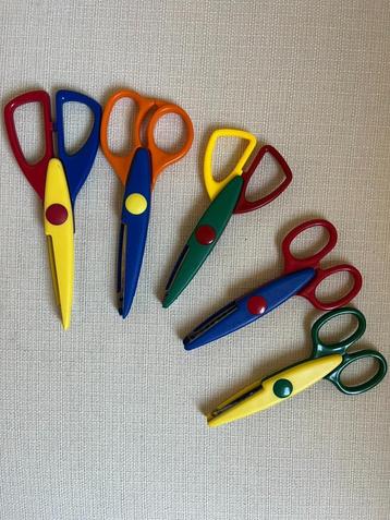 Kartelscharen-set voor kinderen  beschikbaar voor biedingen