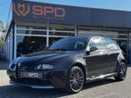Alfa Romeo 147 3.2 V6 GTA|250PK|Leder|CollectorsItem|Novitec, Auto's, Alfa Romeo, Voorwielaandrijving, Zwart, Navigatiesysteem