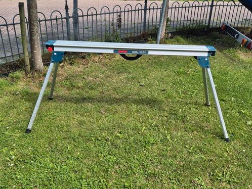 Statief voor Bosch zaagmachine te koop, Doe-het-zelf en Verbouw, Gereedschap | Zaagmachines, Gebruikt, Cirkelzaag, 1200 watt of meer