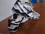 Mizuno volleybal schoenen 44 maat, Sport en Fitness, Volleybal, Ophalen of Verzenden, Zo goed als nieuw, Schoenen