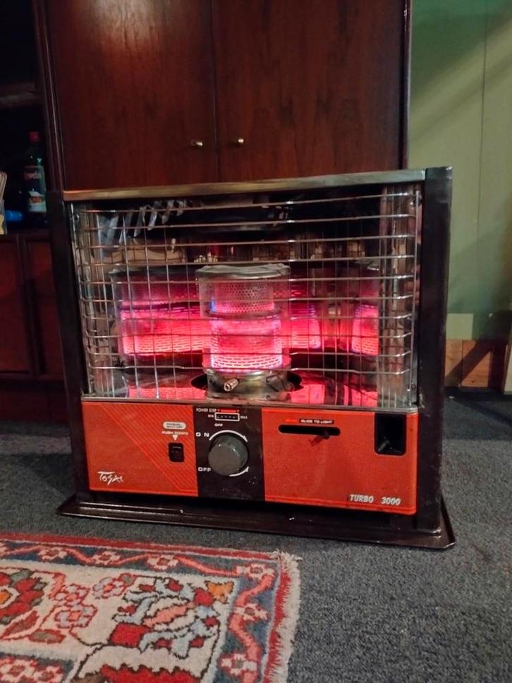 Tosai 3000 Turbo 3.7 kwh Met nieuwe kous, Huis en Inrichting, Kachels, Zo goed als nieuw, Ophalen