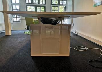 Schitterende werktafel in hoogte verstelbaar van degelijke q