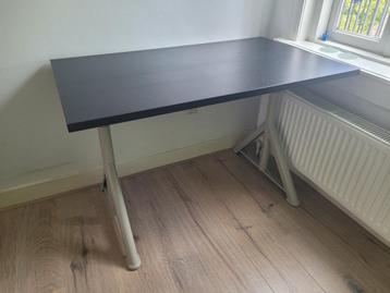 IDASEN Bureau 120x70 cm beschikbaar voor biedingen
