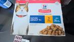 Een nieuwe doos en 9 nieuwe zakjes Hills katten voer, Ophalen of Verzenden, Kat