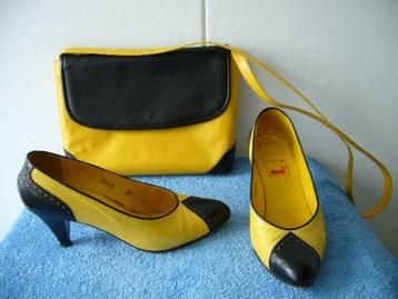 Mondi vintage pumps maat 37 met gratis bijpassende tas izgs beschikbaar voor biedingen