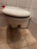 Toilet WC en WC fontein wasbak met kraan, Ophalen, Gebruikt, Steen, Toilet