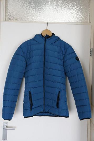 Blauwe gewatteerde jas met capuchon – maat S beschikbaar voor biedingen