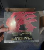 Lost Origin Pokemon Center Elite Trainer Box US Exclusive, Hobby en Vrije tijd, Verzamelkaartspellen | Pokémon, Nieuw, Ophalen of Verzenden