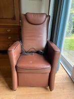 Fitform Sta-op Stoel - Bruin Leer - 3 Motoren, Huis en Inrichting, Fauteuils, Ophalen, Gebruikt, Leer, 75 tot 100 cm