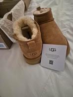 UGG Ultra mini classic 39, Nieuw, Overige typen, Ophalen of Verzenden, UGG