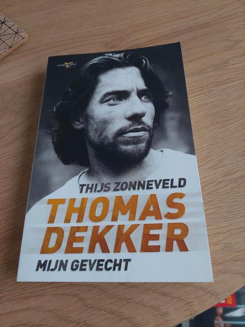Thijs Zonneveld - Thomas Dekker, Boeken, Biografieën, Zo goed als nieuw, Ophalen of Verzenden