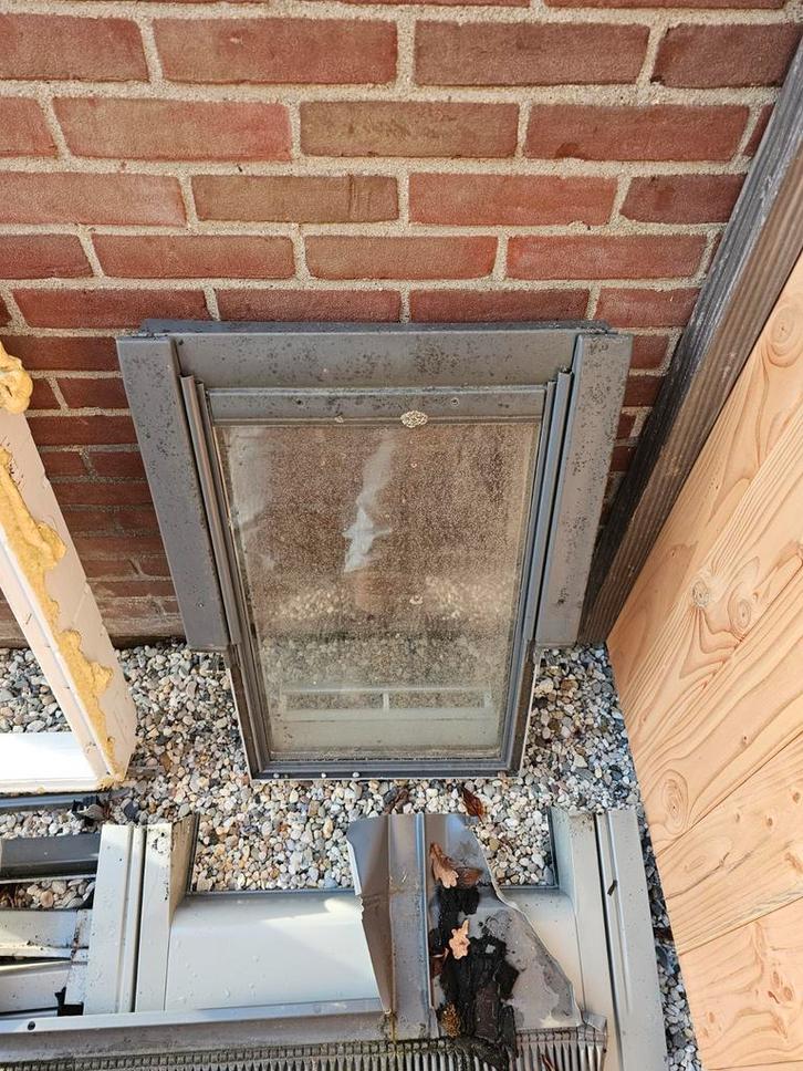 Velux Dakraam - Gebruikt, Doe-het-zelf en Verbouw, Glas en Ramen, Gebruikt, Dakraam, Ophalen