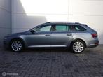 Skoda Superb Combi 2.0 TDI Pano Xenon Trekhaak Camera CarPla, Voorwielaandrijving, Stof, Gebruikt, Origineel Nederlands