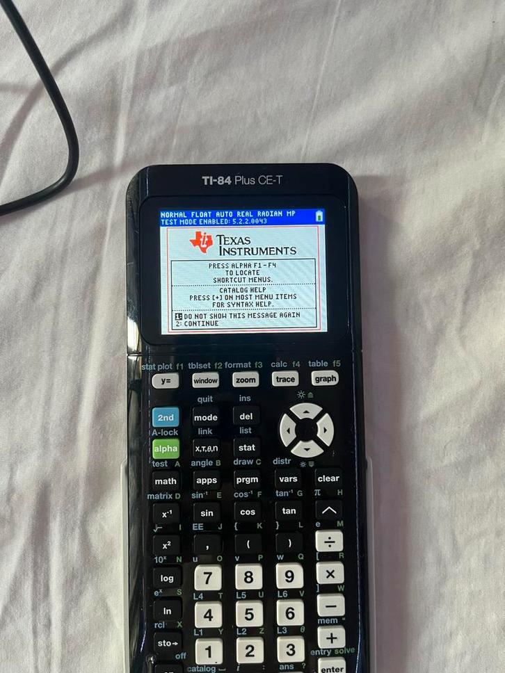 Texas Instruments TI-84 Plus CE-T Grafische Rekenmachine, Computers en Software, Overige Computers en Software, Zo goed als nieuw