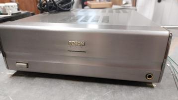 Denon UPO-250 eindversterker beschikbaar voor biedingen