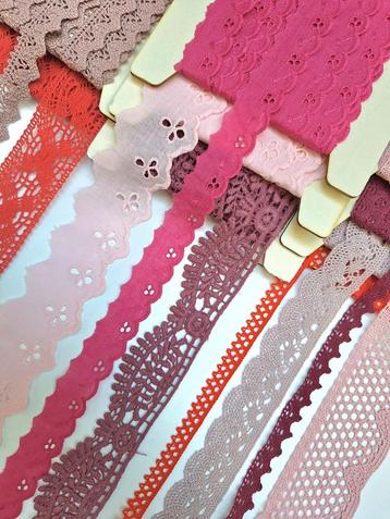 Supermooie partij vintage katoenen kant, veel meters beschikbaar voor biedingen