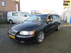 Volvo V70 2.4 D5 Summum Met nieuwe APk, Auto's, Volvo, Zwart, 179 €/maand, Zwart, Stationwagon
