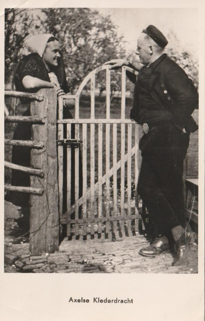 AXEL Klederdracht, Verzamelen, Ansichtkaarten | Nederland, Gelopen, Zeeland, Voor 1920, Verzenden