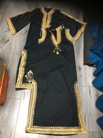 Zwarte jurk gouden details 38/40 djellaba's of jalabiya's?, Maat 38/40 (M), Zwart, Ophalen of Verzenden, Zo goed als nieuw