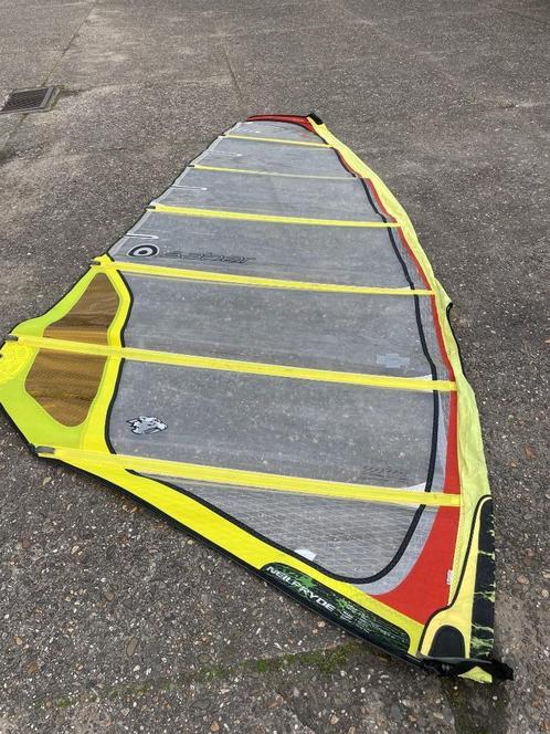 Diverse Surfzeilen en masten, Watersport en Boten, Windsurfen, Gebruikt, Zeil, Minder dan 250 cm, Ophalen