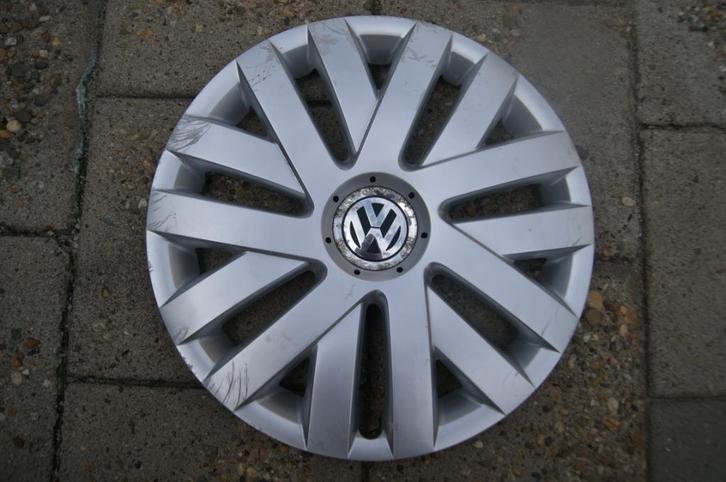 1 losse originele wieldop Volkswagen Jetta en Golf 6 16 inch, Auto diversen, Wieldoppen, Gebruikt, Ophalen of Verzenden