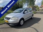 Volkswagen Fox 1.4 Trendline GOED ONDERHOUDEN NETTE AUTO, Auto's, Volkswagen, Origineel Nederlands, Te koop, Zilver of Grijs, Benzine