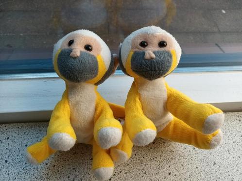 2 x Aap aapje van Apenheul Doodshoofdaapje Petjes World, Kinderen en Baby's, Speelgoed | Knuffels en Pluche, Zo goed als nieuw