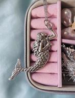Prachtige zilverkleurige zeemeermin ketting, Verzenden, Zo goed als nieuw, Zilver, Overige materialen
