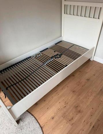 Eenpersoons Hemnes bed Ikea wit eerste model 90x200 - afbeelding 2
