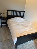 Hemnes Bedframe + Nachtkastje zwart ikea, Huis en Inrichting, Slaapkamer | Bedden, Ophalen, Gebruikt, Zwart, Tweepersoons
