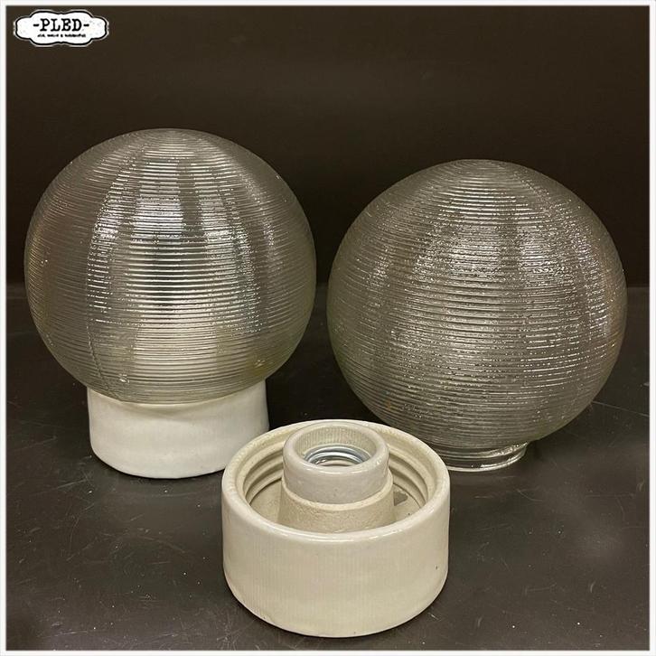 Vintage plafondlamp Lamp Bollamp Prijs is ps, Huis en Inrichting, Lampen | Plafondlampen, Gebruikt, Glas, Overige materialen, Ophalen of Verzenden