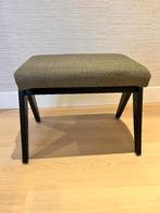 Deens poefje / voetenbankje 50 x 30 x 40 h.cm, Ophalen, Minder dan 50 cm, Gebruikt, 50 tot 75 cm
