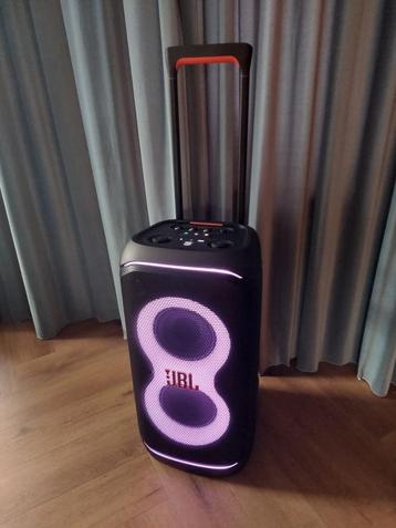 Te huur - JBL Partybox 320 - #geluidsbox - #huren #karaoke beschikbaar voor biedingen