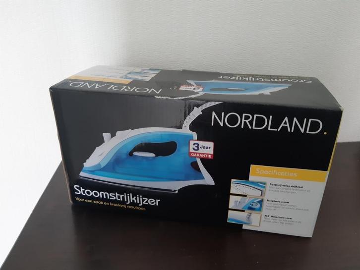 Nordland stoomstrijkijzer strijkijzer ZGAN, Witgoed en Apparatuur, Strijkijzers en Strijkplanken, Nieuw, Strijkijzer met snoer