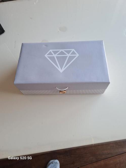 Opbergdoos met vakjes – stijlvol en praktisch, Sieraden, Tassen en Uiterlijk, Beautycases, Zo goed als nieuw, Ophalen