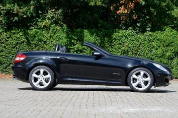 Mercedes-Benz SLK 1.8 Slk200 Kompr Roadster 2004 Zwart beschikbaar voor biedingen