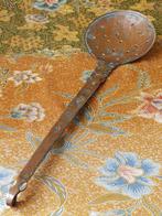 Mooie originele antieke Oosterse schuimspaan 42,5 cm., Ophalen of Verzenden, Koper