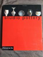Oliver Watson - Studio Pottery, Ophalen of Verzenden, Zo goed als nieuw, Oliver Watson