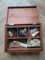 Antieke naaidoos met inhoud, Ophalen of Verzenden