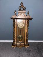 Antieke paardjes regulateur met rondgong, Antiek en Kunst, Ophalen of Verzenden