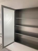 Glazen Kast / Badkamerkast Metaal, Huis en Inrichting, Badkamer | Badkamermeubels, Ophalen, (Half)hoge kast, Gebruikt, 50 tot 100 cm