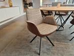 Armstoel / eetstoel met draaivoet uit showroom, Huis en Inrichting, Stoelen, Ophalen, Nieuw, Leer, Vijf, Zes of meer stoelen
