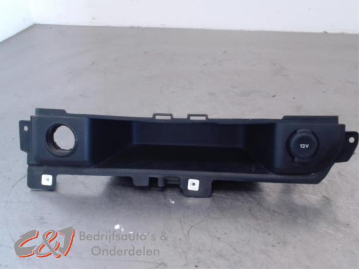 Dashboard deel van een Peugeot Expert, Auto-onderdelen, Dashboard en Schakelaars, Peugeot, Gebruikt, 3 maanden garantie, Ophalen of Verzenden