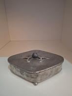 Art Nouveau sieradendoosje met gravure  Denemarken 1920, Antiek en Kunst, Antiek | Tin, Ophalen of Verzenden