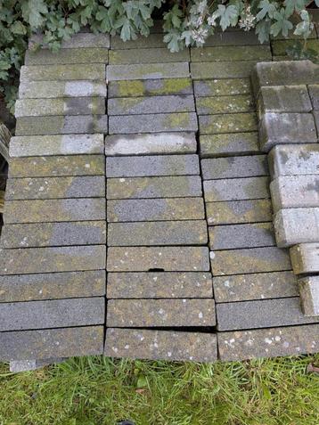 Te koop: bandjes & waaltjes (antraciet) beschikbaar voor biedingen